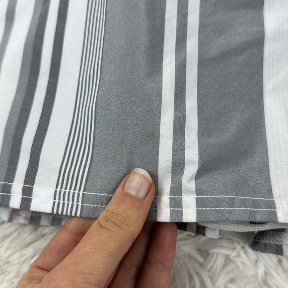 Lululemon Run: Pace Setter Skirt (Regular) Groovy Stripe Nimbus / Black - Picture 3 of 7